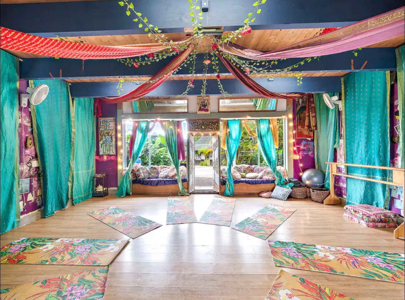 Hawaii Holualoa 2027 new year retreat